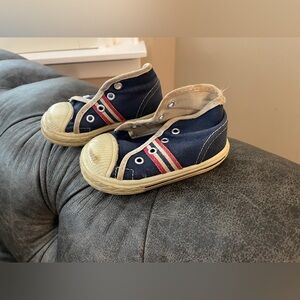 Vintage 70s Kids Blue Canvas Sneakers. SIZE 3